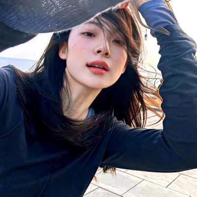 启禀太后我想和你谈恋爱